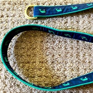 Brooks Brothers navy and green whale belt. Size XL. EUC.